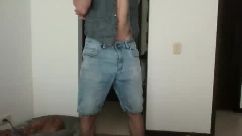 Snapshot of jacobmurphy2103 chatting on 10-14-25, 03:13 JACOB ROBIN online show from 10-14-25, 03:13