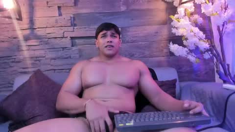 Jacob Stonne online show from 04-25-26, 01:41