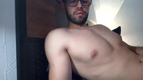 Snapshot of jacobt77 chatting on 01-14-25, 01:26 Jacob online show from 01-14-25, 01:26