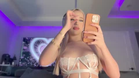 jacolandia online show from 02-21-25, 03:34