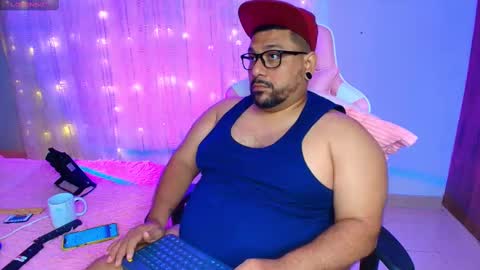 daddy sir master bear online show from 02-15-25, 04:58