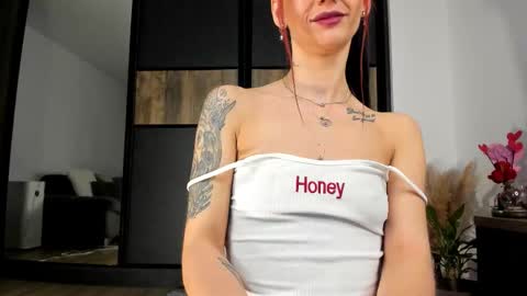 Jacqueline online show from 02-04-26, 03:12