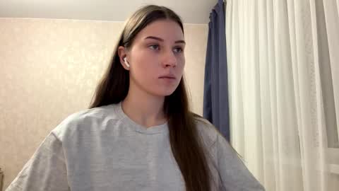 Mira online show from 02-06-26, 03:26