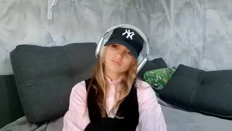 Anabel online show from 02-18-26, 08:10