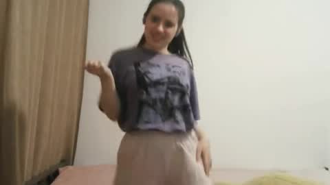 Snapshot of jacquelynsundin chatting on 09-19-25, 05:31 jacquelynsundin online show from 09-19-25, 05:31