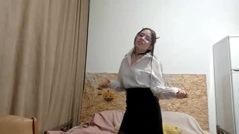 Snapshot of jacquelynsundin chatting on 10-31-25, 08:21 jacquelynsundin online show from 10-31-25, 08:21