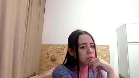 Snapshot of jacquelynsundin chatting on 11-04-25, 08:30 jacquelynsundin online show from 11-04-25, 08:30