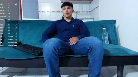 jacobo online show from 06-18-26, 04:44