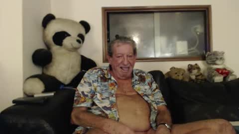 Jacques online show from 03-08-26, 02:04