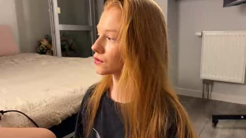 Jacques  Emily  online show from 11-23-25, 09:25