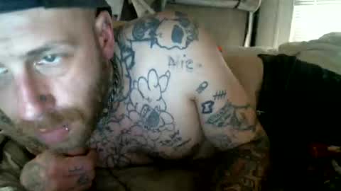Snapshot of jacquestrap90 chatting on 05-13-26, 09:00 vincentlove online show from 05-13-26, 09:00