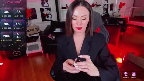 Snapshot of jacquikim chatting on 02-14-25, 04:04 jacqui online show from 02-14-25, 04:04