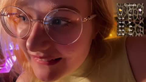 Snapshot of jacywinslat chatting on 02-05-25, 12:53 jacywinslat online show from 02-05-25, 12:53