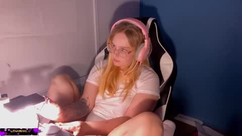 Snapshot of jacywinslat chatting on 03-01-25, 01:11 jacywinslat online show from 03-01-25, 01:11