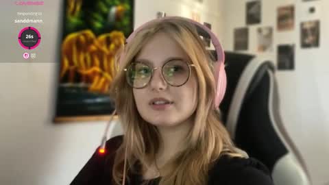 Snapshot of jacywinslat chatting on 09-08-25, 02:49 jacywinslat online show from 09-08-25, 02:49