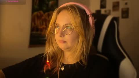 Snapshot of jacywinslat chatting on 09-09-25, 10:53 jacywinslat online show from 09-09-25, 10:53