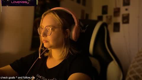 Snapshot of jacywinslat chatting on 10-23-25, 06:50 jacywinslat online show from 10-23-25, 06:50