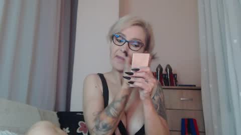 Jada online show from 07-12-26, 08:33