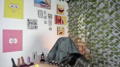 Jade online show from 02-04-26, 02:39