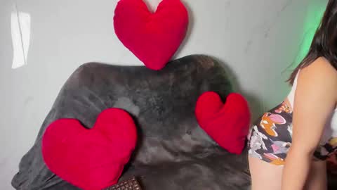 Jade online show from 02-08-26, 03:32