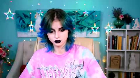 Snapshot of jade_castle chatting on 12-28-24, 02:33 jade_castle online show from 12-28-24, 02:33