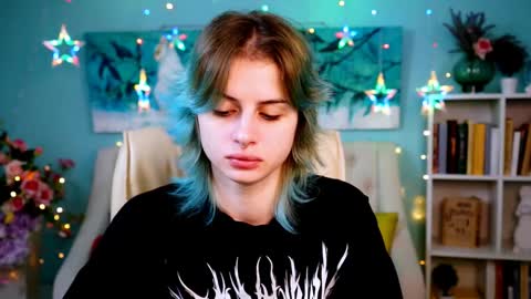 Snapshot of jade_castle chatting on 01-13-25, 02:07 jade_castle online show from 01-13-25, 02:07