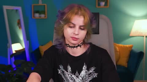 Snapshot of jade_castle chatting on 02-01-25, 02:05 jade_castle online show from 02-01-25, 02:05