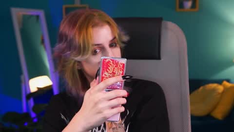 Snapshot of jade_castle chatting on 02-05-25, 02:08 jade_castle online show from 02-05-25, 02:08