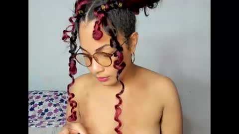 Jadeleidy Dorthini online show from 03-09-25, 08:21