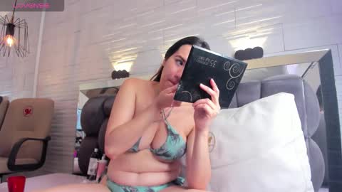  JADE  online show from 02-05-26, 12:32