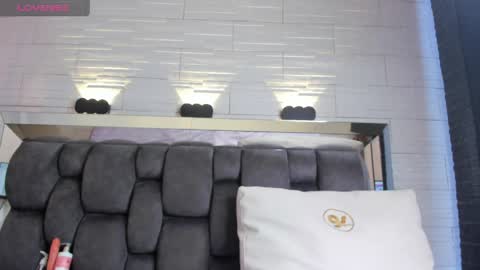  JADE  online show from 03-26-26, 07:19