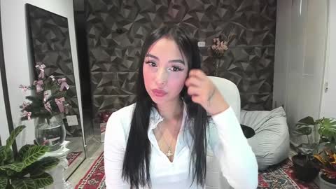 Snapshot of jade_porn chatting on 12-05-24, 10:55 Jade independent model online show from 12-05-24, 10:55