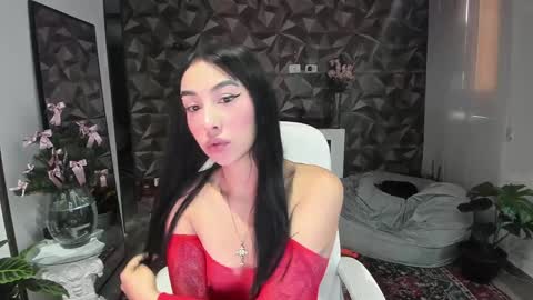 Snapshot of jade_porn chatting on 12-06-24, 11:33 Jade independent model online show from 12-06-24, 11:33