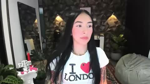 Snapshot of jade_porn chatting on 01-31-25, 12:18 Jade independent model online show from 01-31-25, 12:18