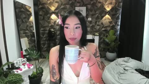 Snapshot of jade_porn chatting on 02-02-25, 11:40 Jade independent model online show from 02-02-25, 11:40