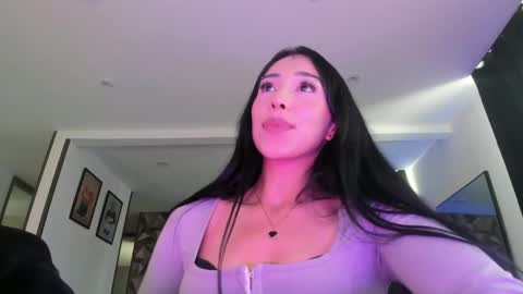 Snapshot of jade_porn chatting on 03-07-25, 03:07 Jade independent model online show from 03-07-25, 03:07