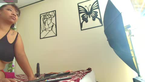 Snapshot of jade_roxx chatting on 04-01-26, 09:43 JADE online show from 04-01-26, 09:43