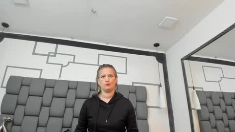 Snapshot of jade_squirt chatting on 12-06-24, 11:11 Jade online show from 12-06-24, 11:11