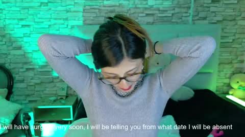 jade white  online show from 05-07-26, 01:05