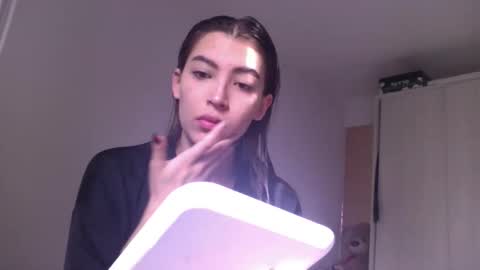 Jade online show from 06-07-26, 08:56