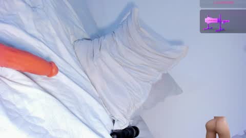 jadee__ online show from 01-13-25, 08:58