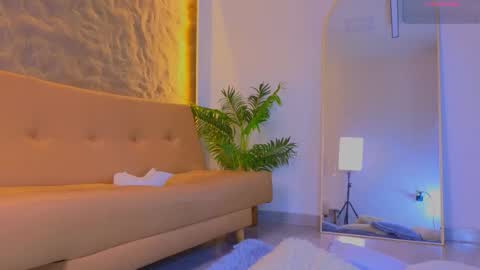 jadee__ online show from 01-09-26, 03:09