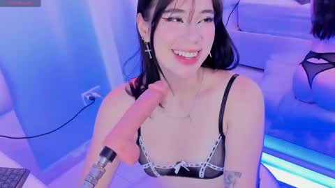 Snapshot of jadee_reed chatting on 04-19-26, 10:56 Jade Red online show from 04-19-26, 10:56