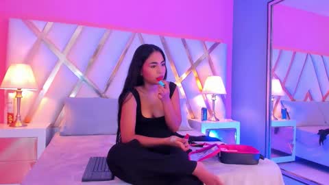 Snapshot of jadeekhan chatting on 10-16-25, 09:16 Jade online show from 10-16-25, 09:16