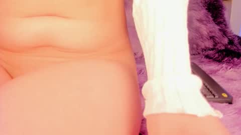 jadeestudios online show from 11-04-25, 08:13