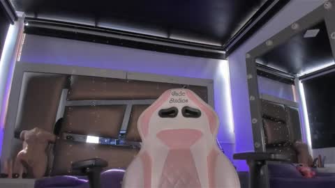 jadeestudios online show from 03-19-26, 08:02