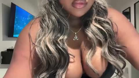 Jade Love online show from 02-09-25, 06:54
