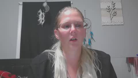 JadeLuv online show from 09-30-25, 01:10