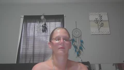 JadeLuv online show from 05-22-26, 05:51