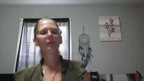 JadeLuv online show from 06-19-26, 05:28